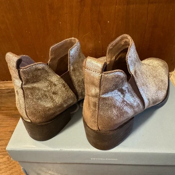 Seychelles Women's Silver Ankle Boots - Picture 4 of 8